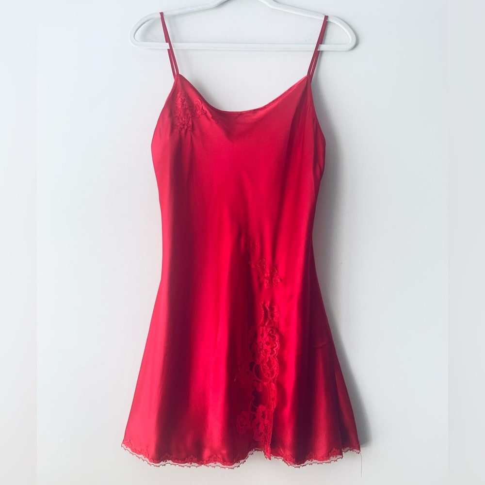 Victoria’s Secret Red Satin Lace Trim Short Slip Dress Sz M Intimates Sleepwear